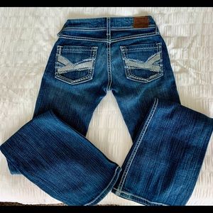 BKE Starlite flare jeans size 23 R